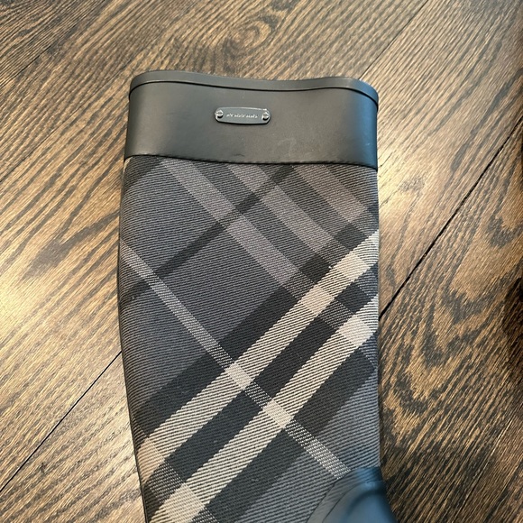 Burberry Clemence rain boots - Picture 4 of 10